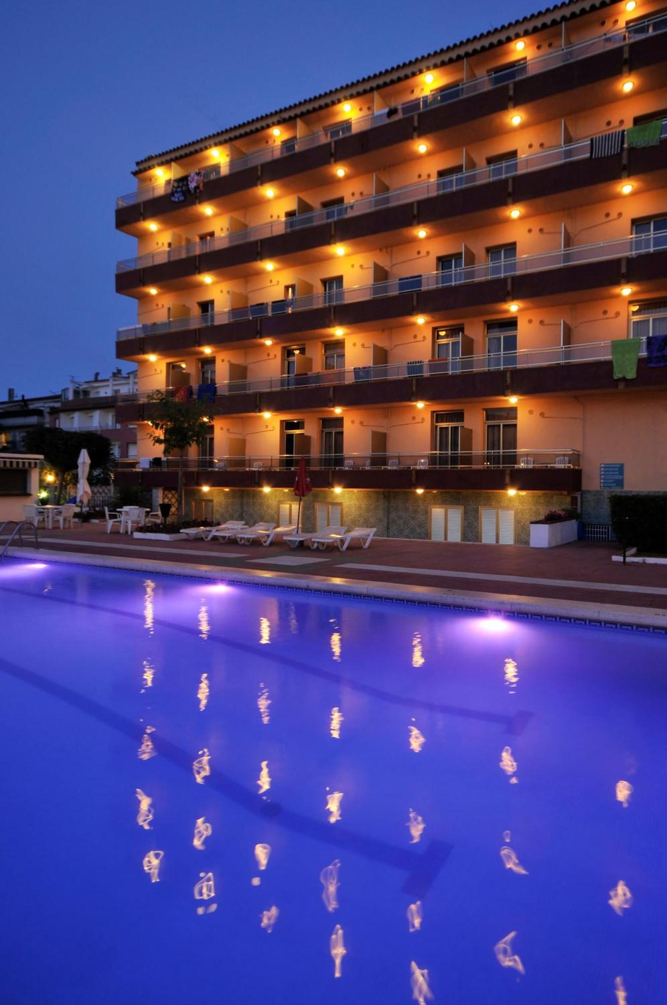 Отель Bluesea Continental Тосса-де-Мар Экстерьер фото