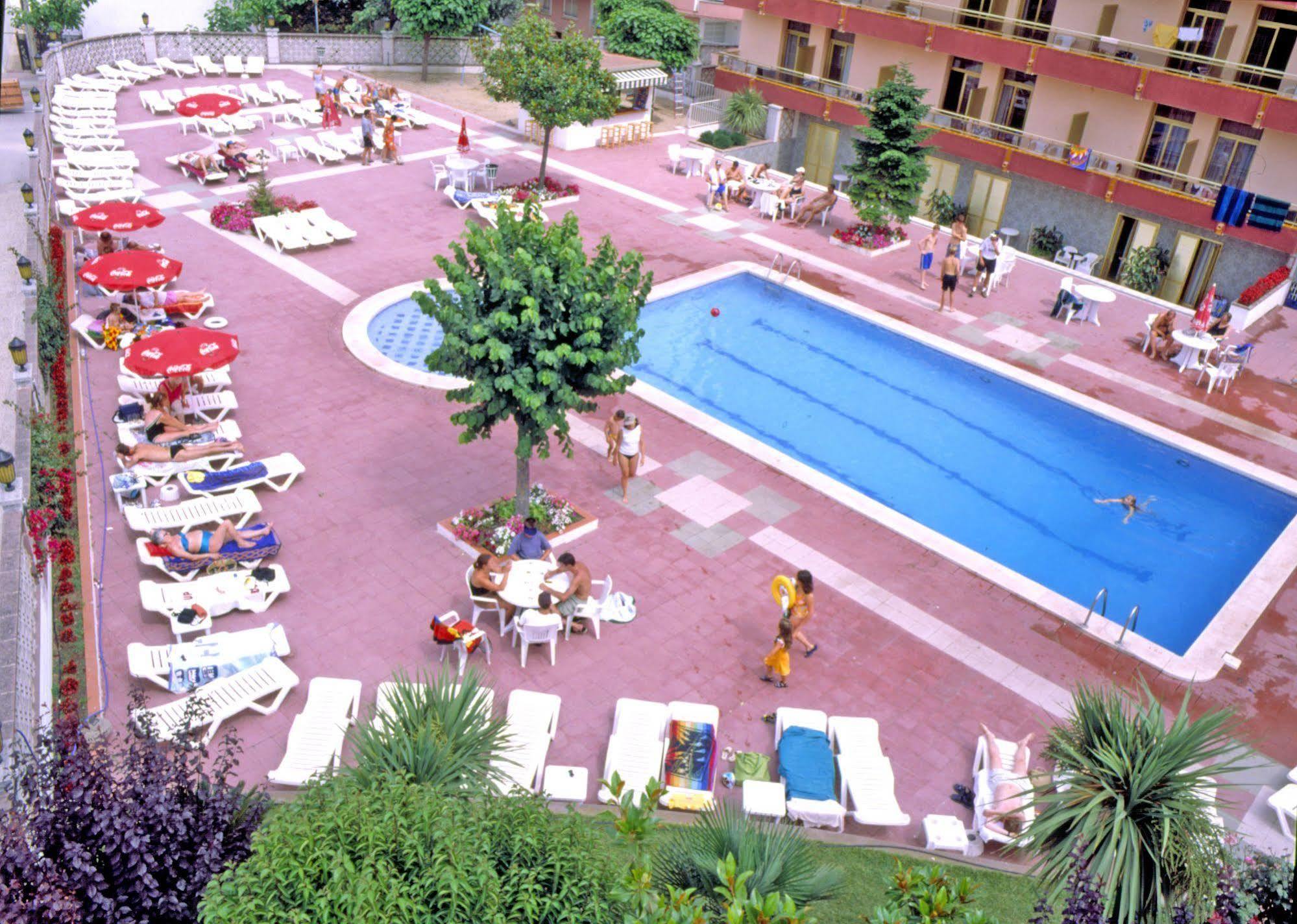 Отель Bluesea Continental Тосса-де-Мар Экстерьер фото