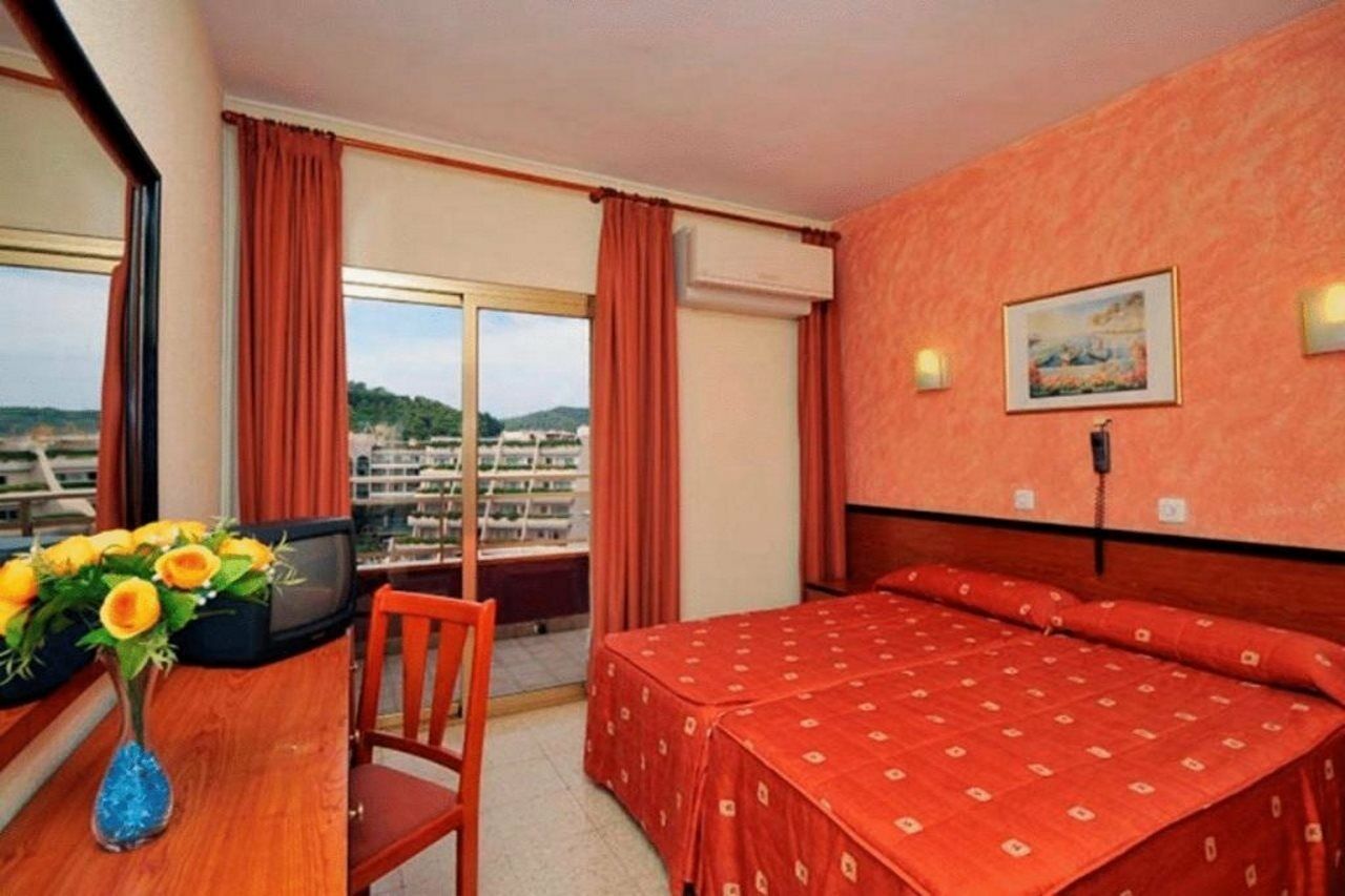 Отель Bluesea Continental Тосса-де-Мар Экстерьер фото